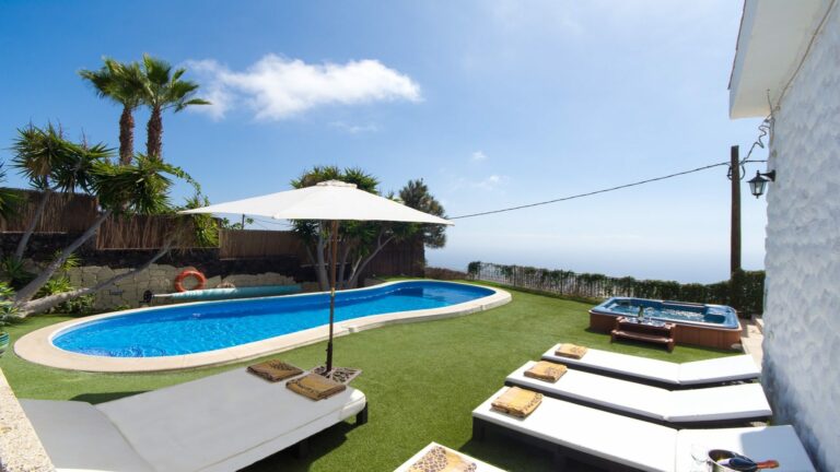 A Comprehensive Guide to Renting Apartments in Tenerife: Explore the Best Orlando Apartments Tenerife